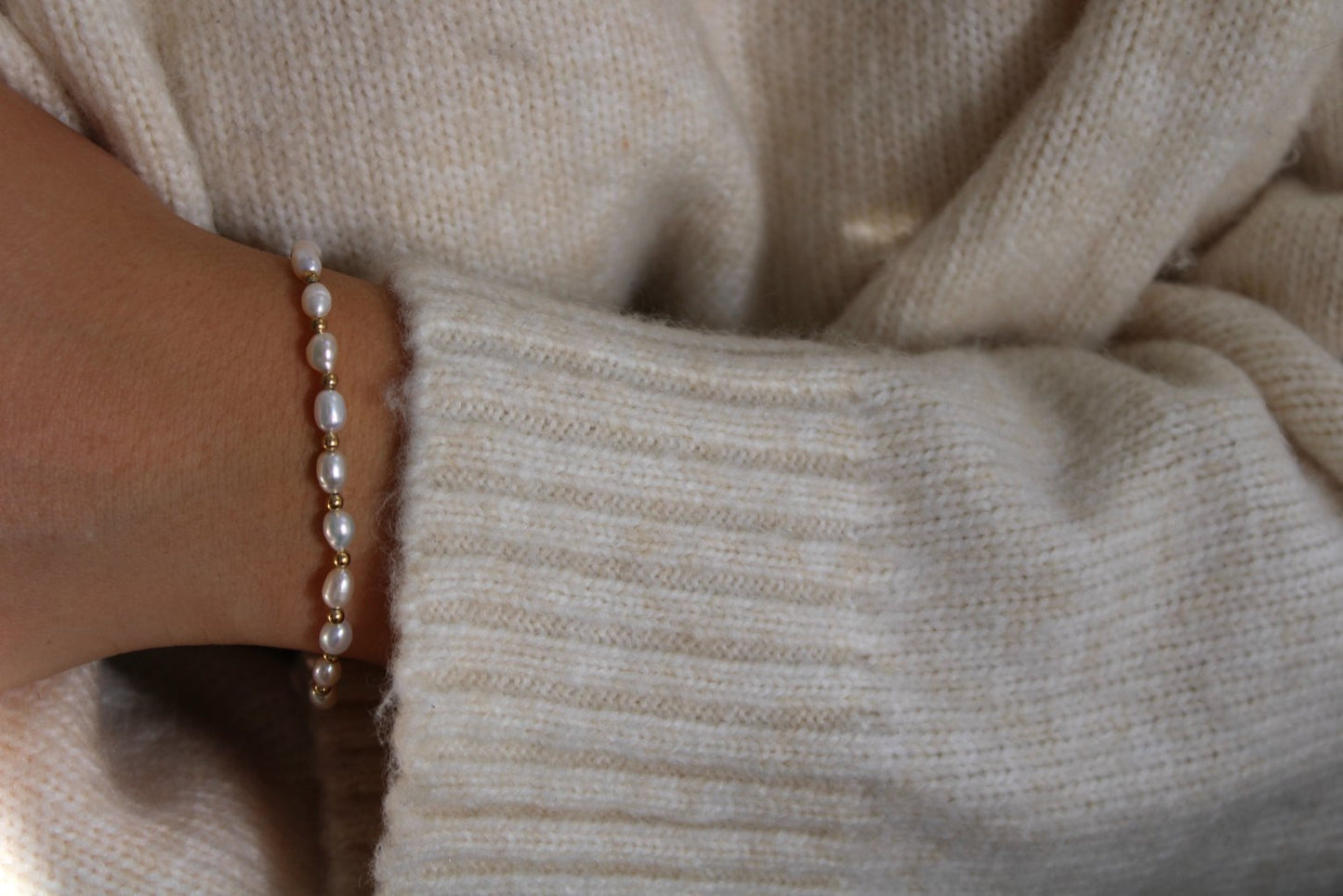 Perle armbånd