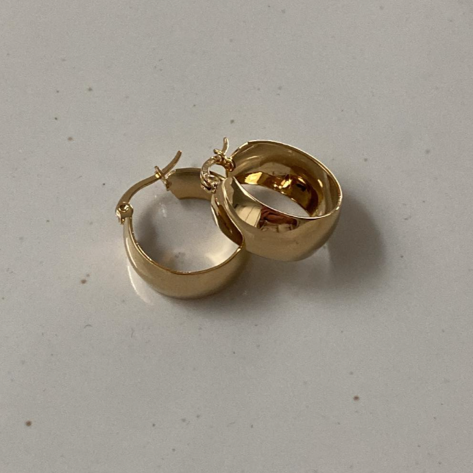 Classic hoops small